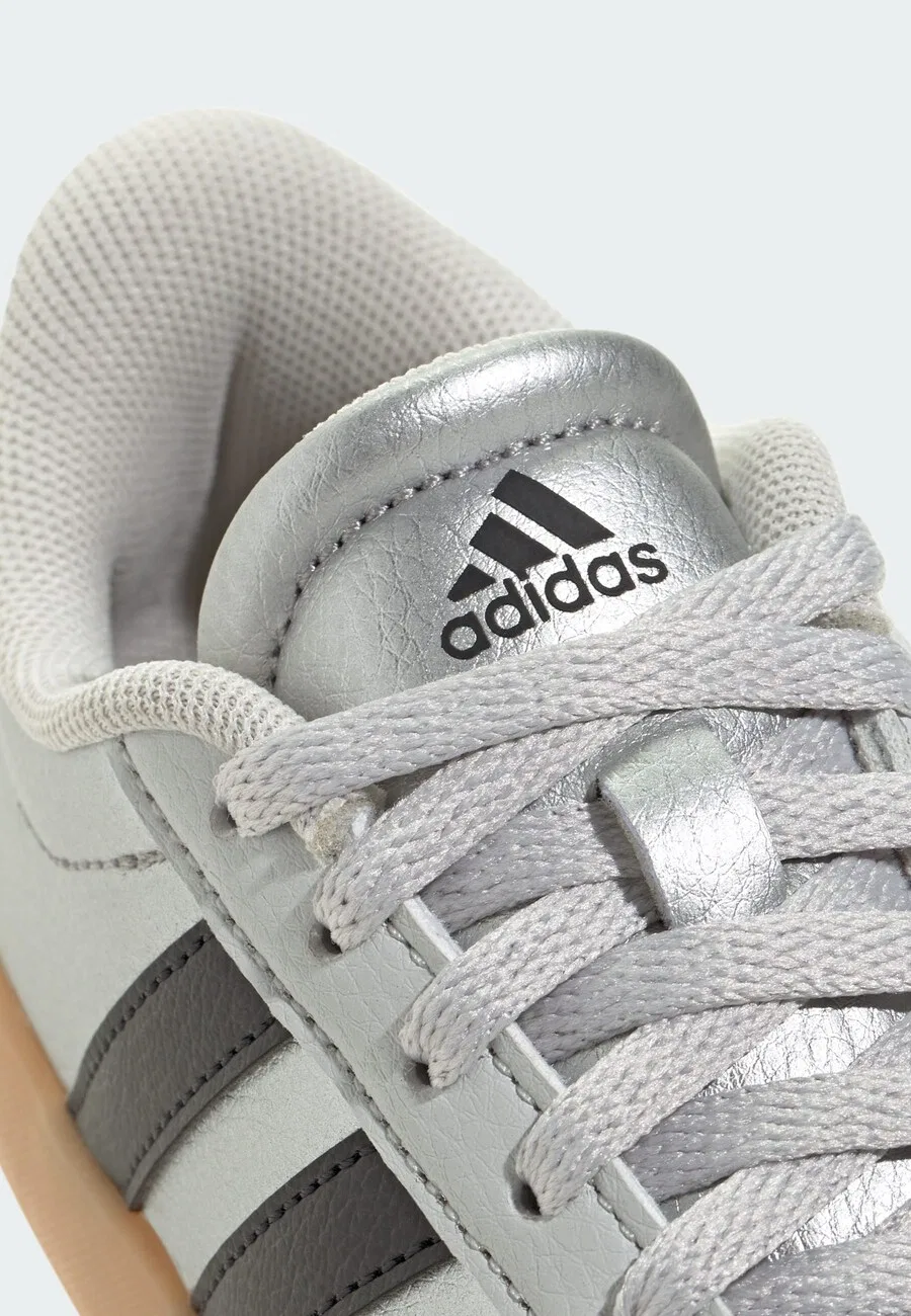 Кроссовки ADIDAS SPORTSWEAR 'VL Court 3.0' серебристого цвета — фото 3