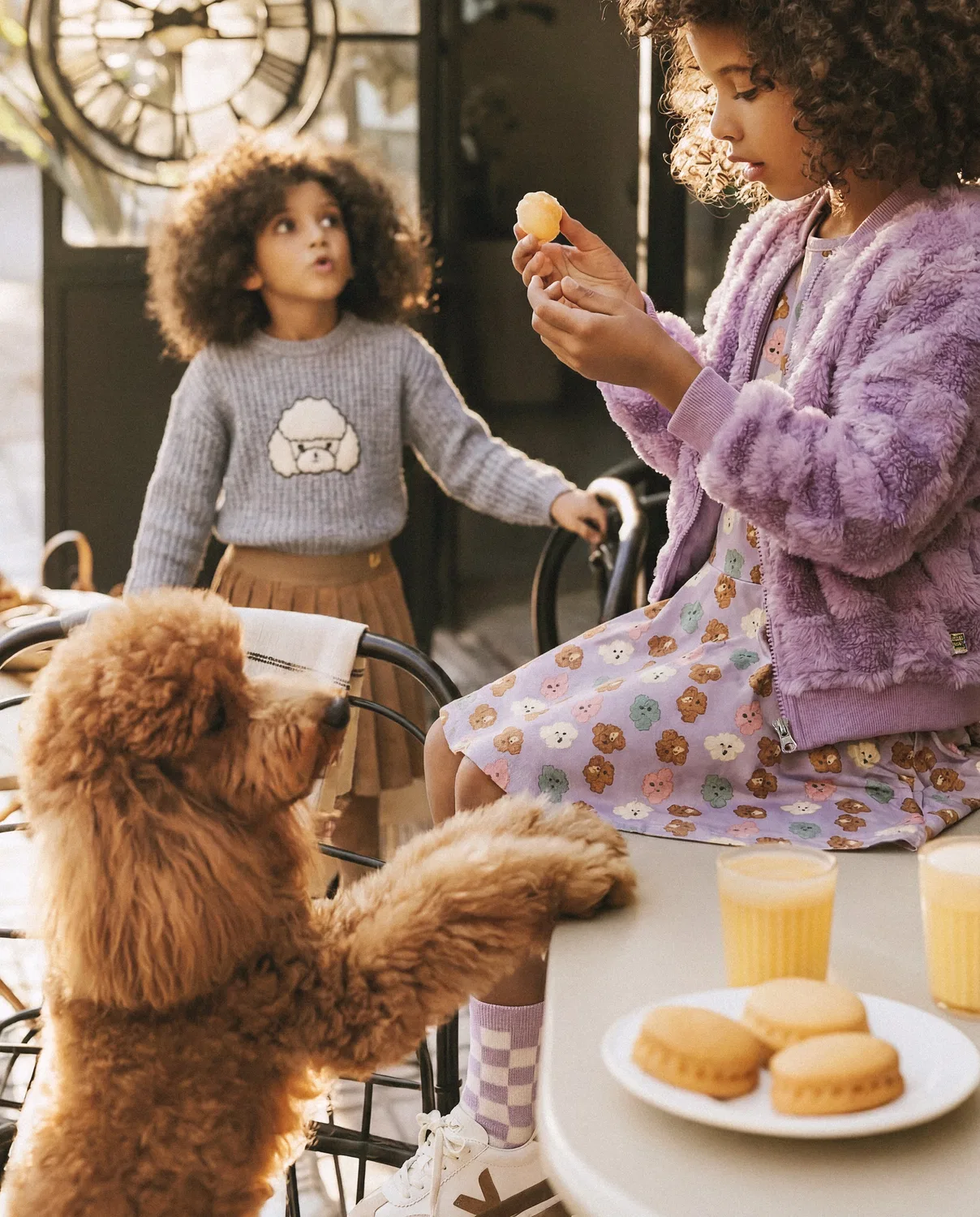 Детское платье для девочек с коротким рукавом с принтом Poodle Chic Deux par Deux, Purple Poodle Print — фото 2