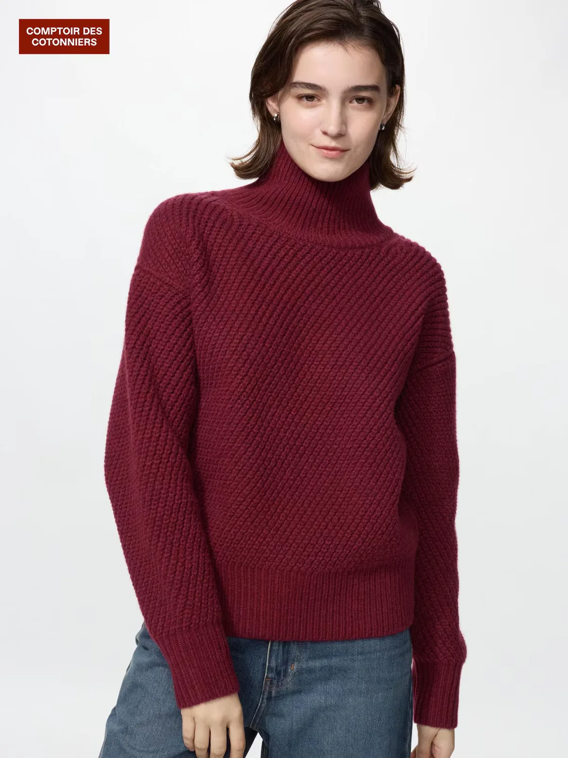 Свитер Uniqlo, свободный крой с высоким воротником, бордовый