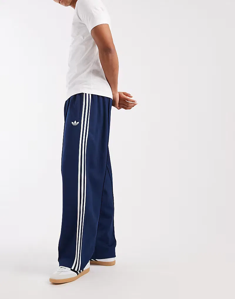 Спортивные брюки Adidas Originals оверсайз ночной индиго