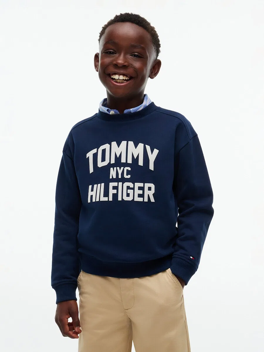 Толстовка TOMMY HILFIGER 'BRAND LOVE' темно-синего цвета — фото 2
