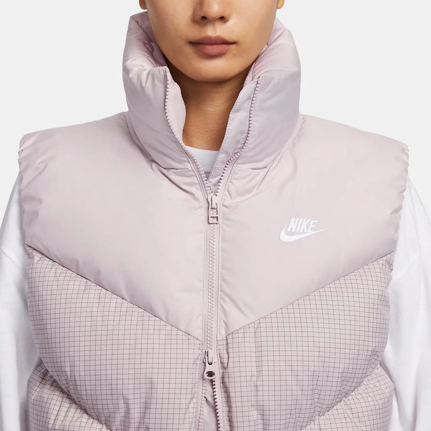 Жилет без рукавов на молнии с воротником-стойкой Nike, черный — фото 2