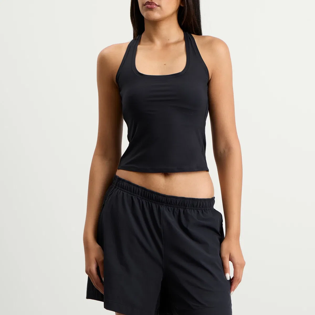 Топ с открытой спиной NikeSKIMS Weightless Layers Racer Tank Nike, Obsidian — фото 2