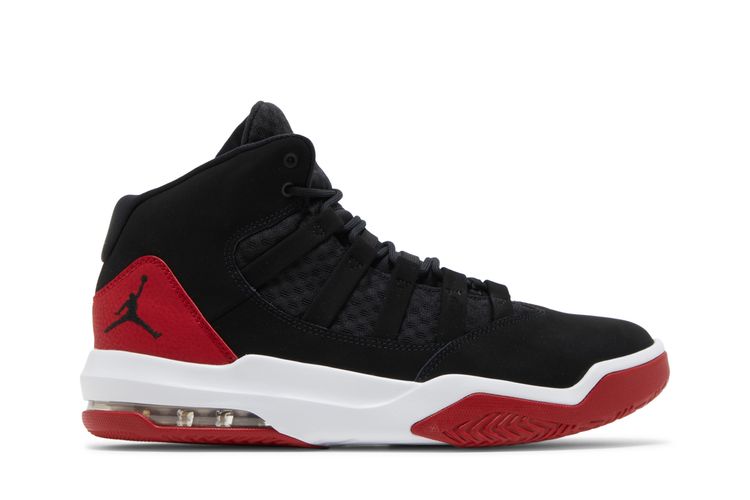 

Кроссовки Jordan Max Aura 'Black Gym Red', черный