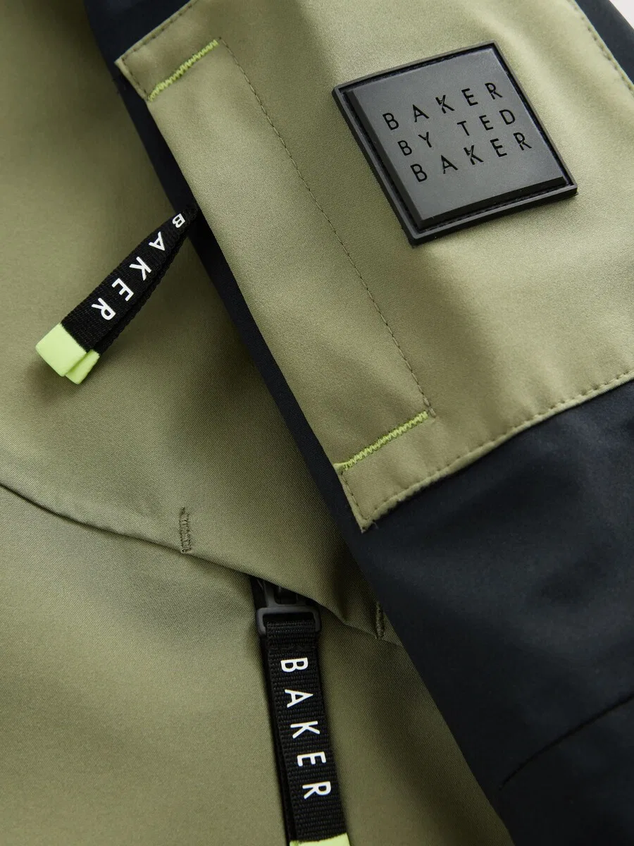 Куртка Baker by Ted Baker Between-Season Jacket оливкового цвета — фото 4