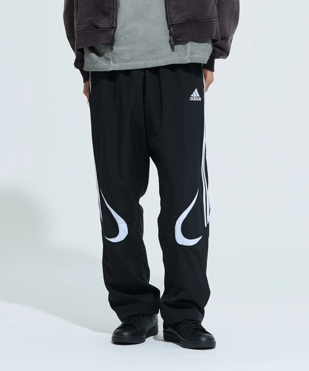 Мужские спортивные штаны свободного кроя Team Geist Adicolor Adidas Originals, Black/White — фото 4