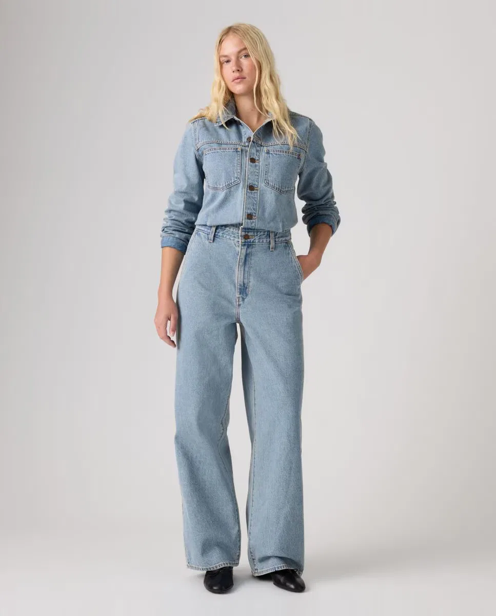 Женский джинсовый комбинезон с длинными рукавами - Levi's - светло-голубой — фото 4