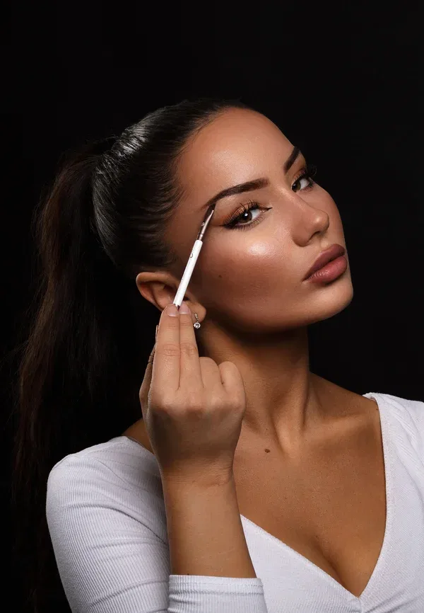 Набор для бровей Eyebrow Duo Elegance Luvia Cosmetics Coffee, Pearl, кофейный — фото 3