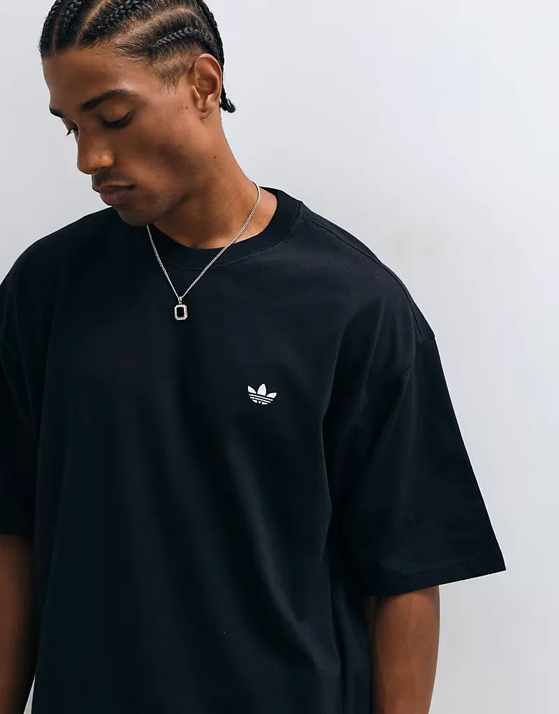 Футболка Adidas Originals Essential оверсайз, черный — фото 3