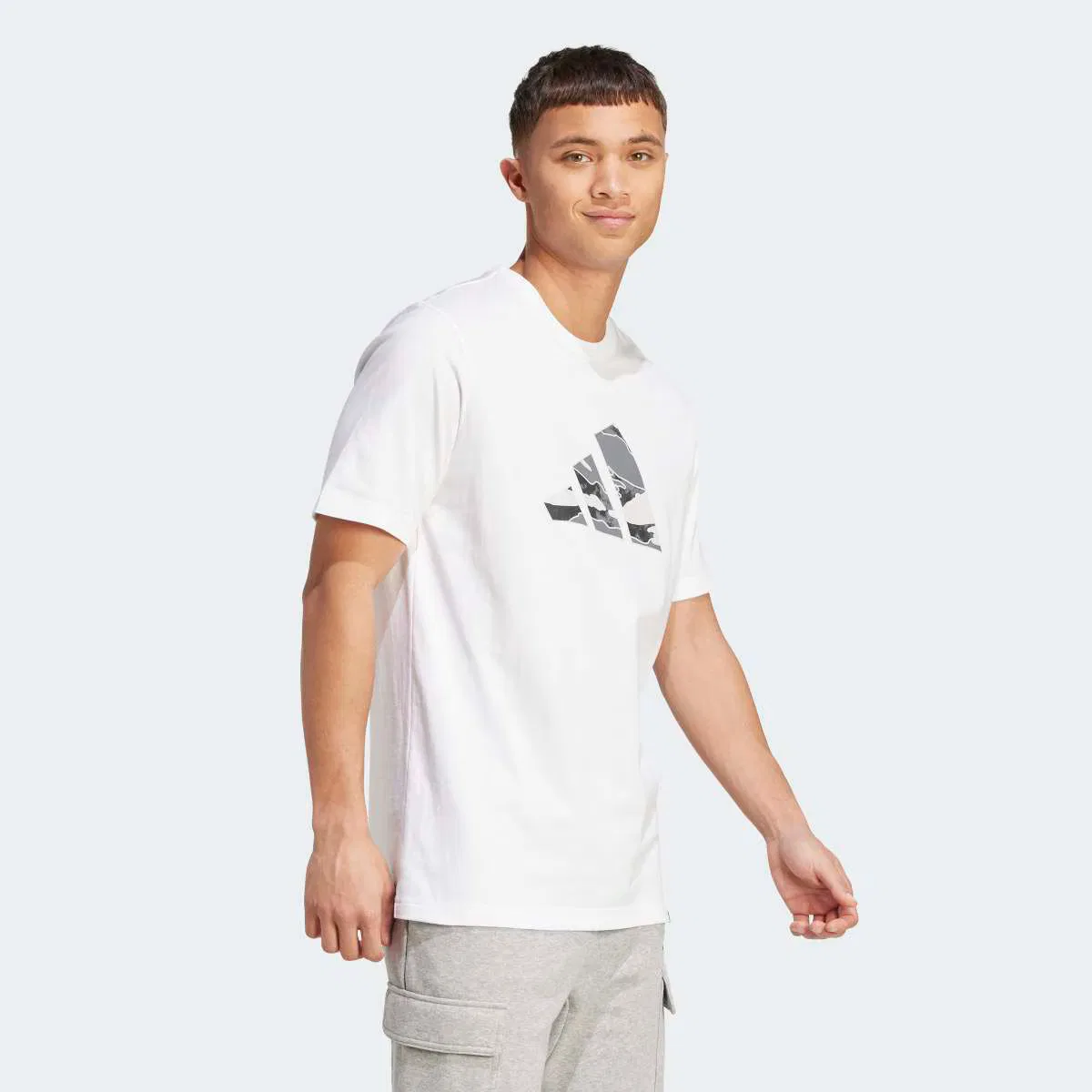 Мужская футболка, Camo Logo, adidas, белый — фото 3