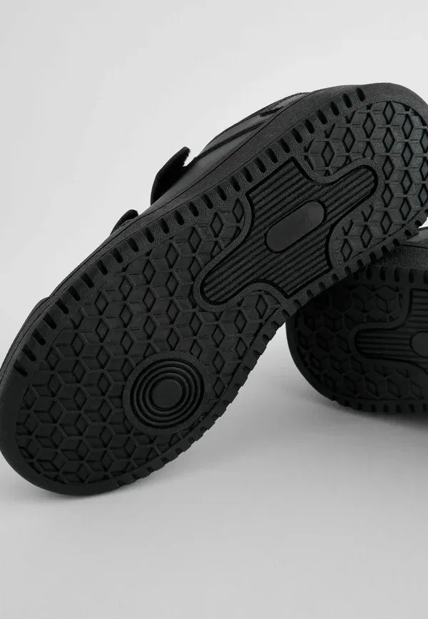 Туфли на широкую стопу с застежкой-липучкой Wide fit two strap shoes Next, черный — фото 4