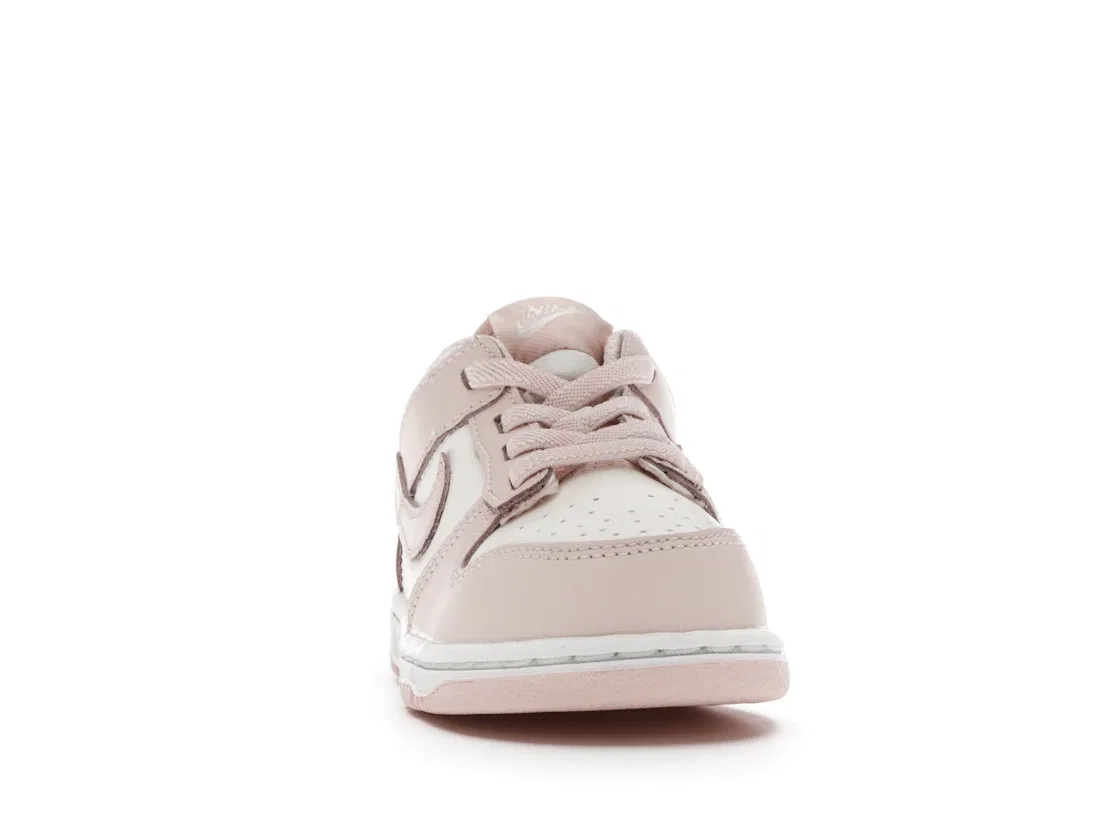 Детские кроссовки с лимитированным цветом Nike Dunk Low SP Nike, Sail/Orange Pearl — фото 2