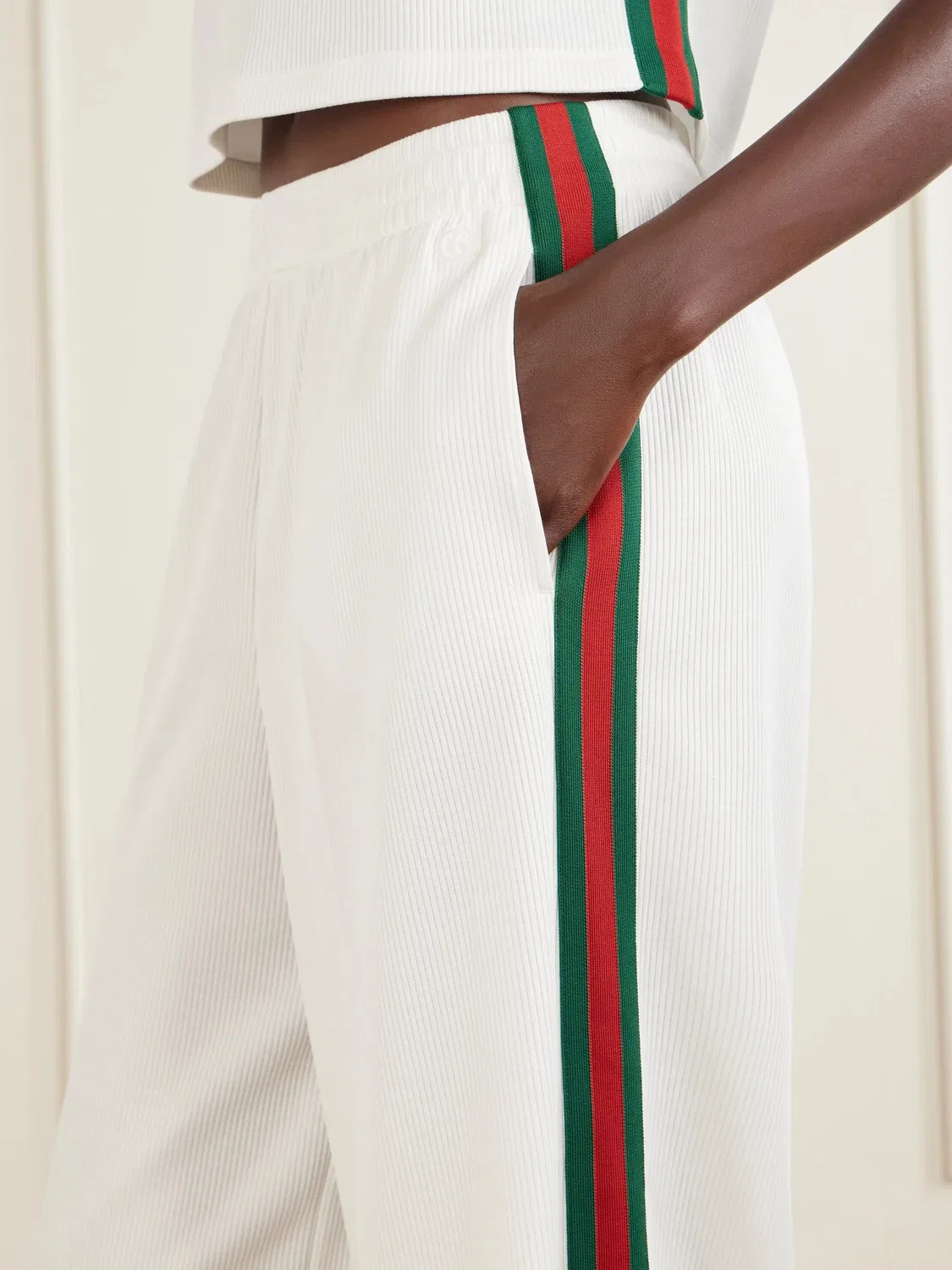 Брюки Gucci широкого кроя из рубчатого трикотажа в полоску, с эластичным поясом и шнурком, белый — фото 4