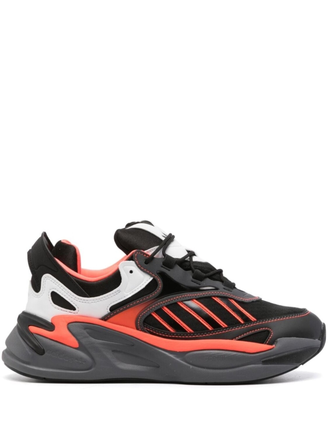 

Adidas кроссовки со вставками и логотипом, черный