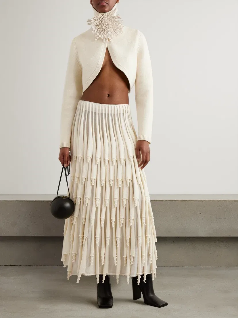 Укороченный свитер с воротом-стойкой из кашемировой смеси Alaïa, белый — фото 2