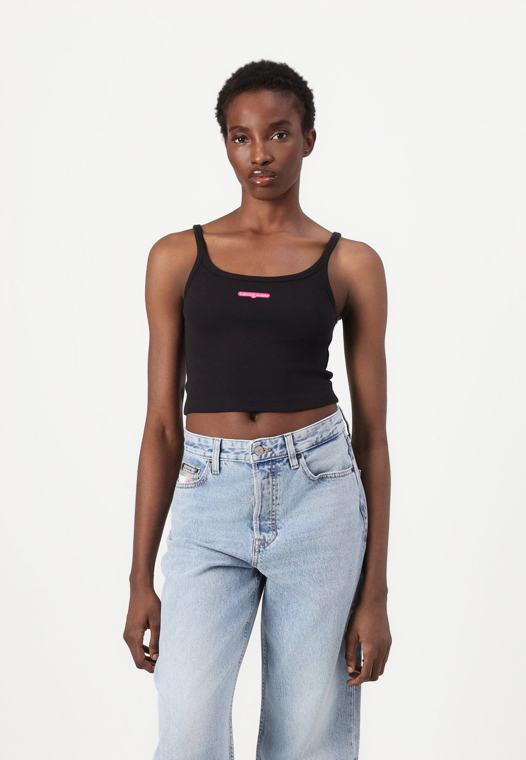 

Топ SCRIPT LABEL TANK Tommy Jeans, черный