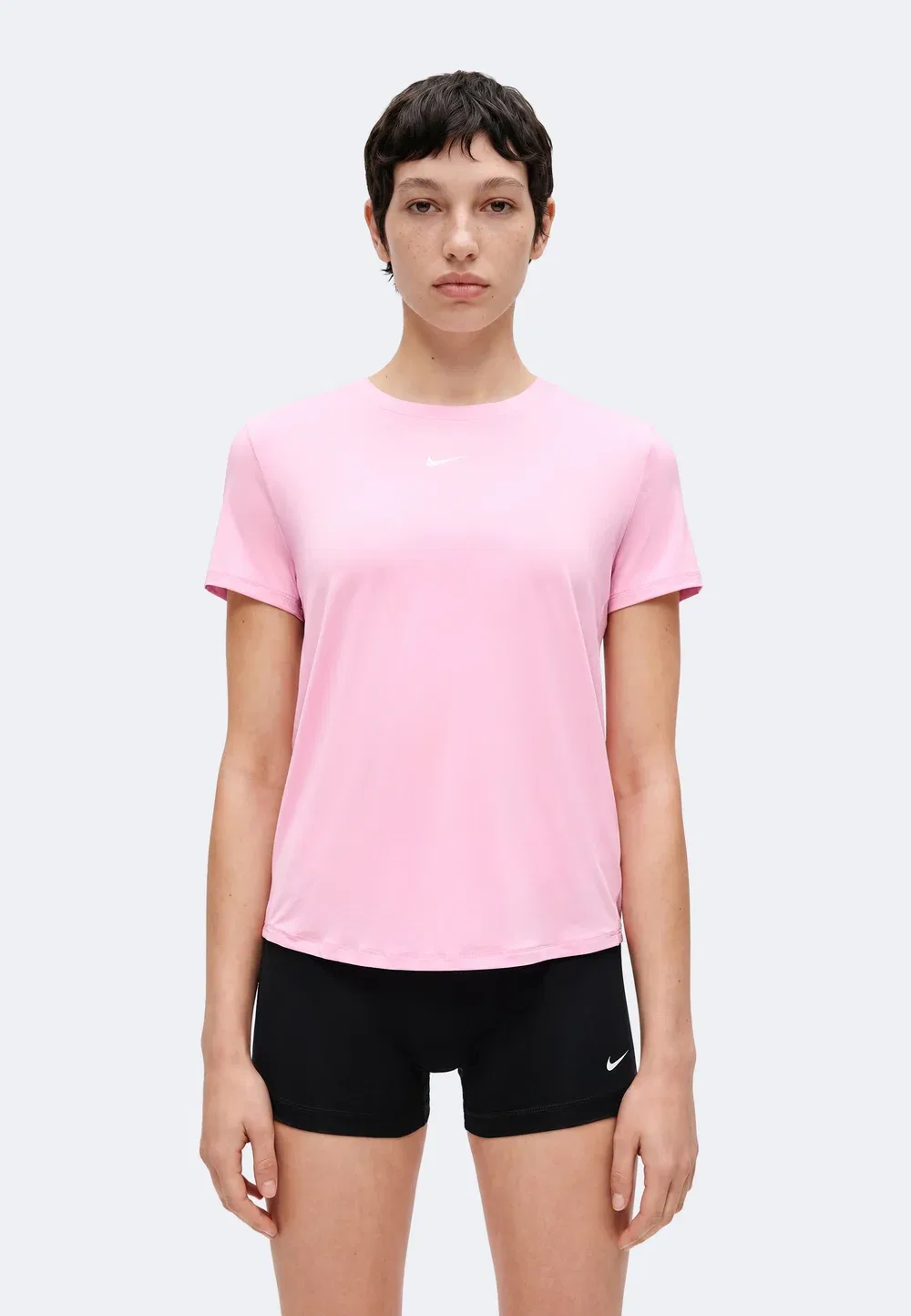Классика - спортивная футболка Nike Performance, Pink Rise/White