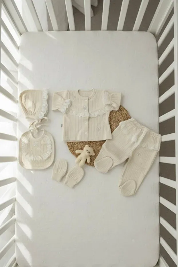 Детский комплект боди для новорожденных девочек с вышивкой Dragonfly Embroidered Scalloped Cherub Baby, Ecru