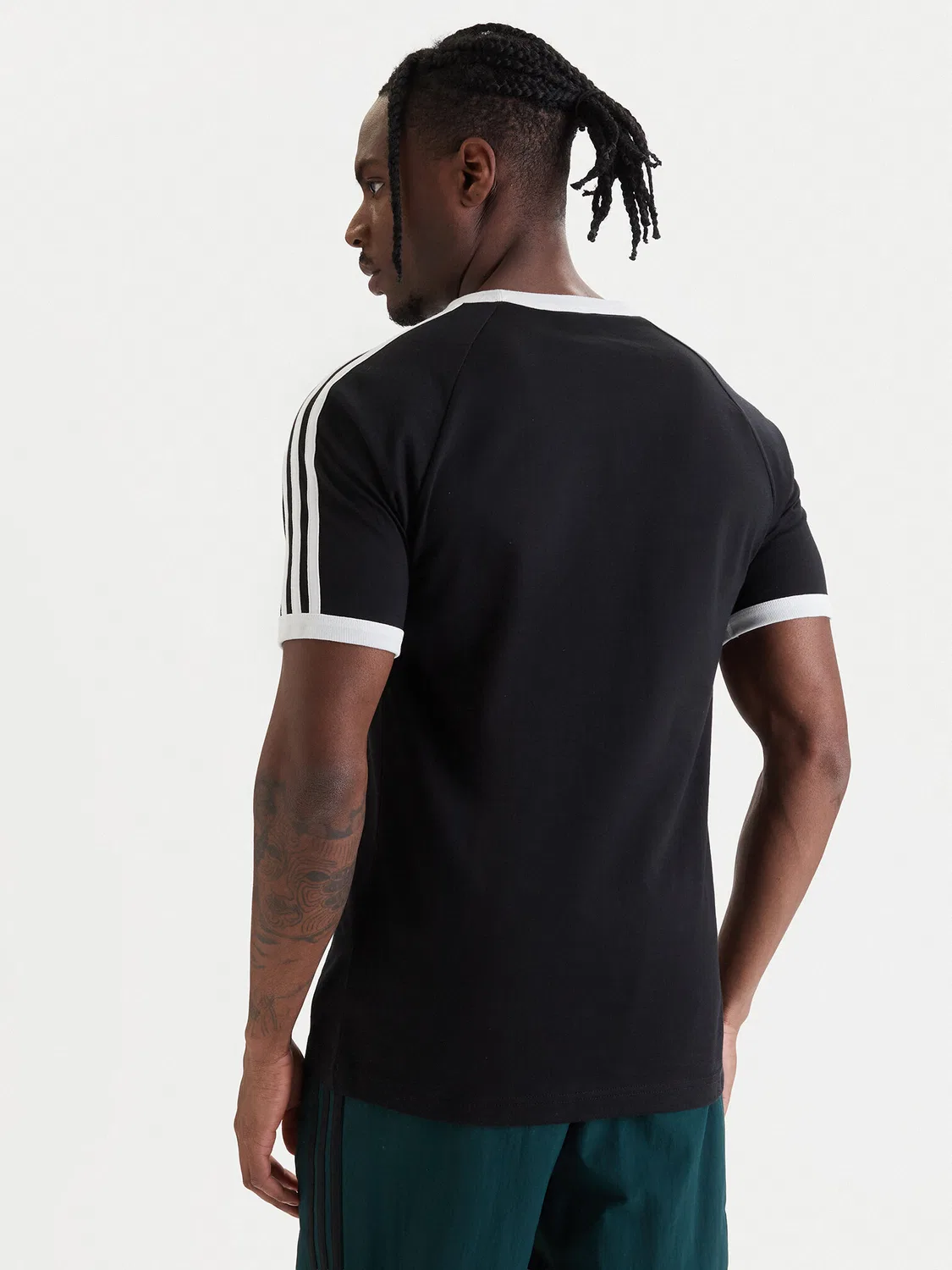 Мужская футболка приталенного кроя Ringer Adidas, черный — фото 3