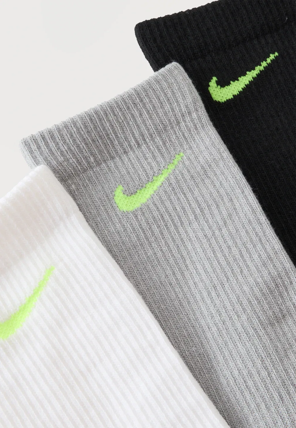 Универсальный набор из 3 спортивных носков Nike Performance, Black/White/Grey — фото 2