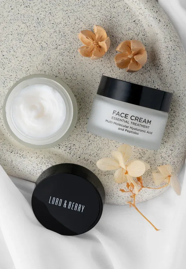 Крем для лица с коллагеном Face cream Lord & Berry 30 мл — фото 2