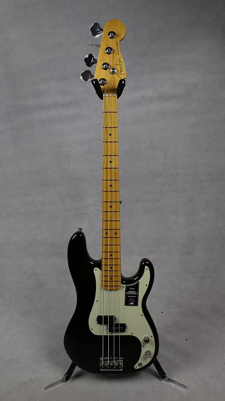 

Накладка на гриф Fender American Professional II Precision Bass Maple Black с футляром