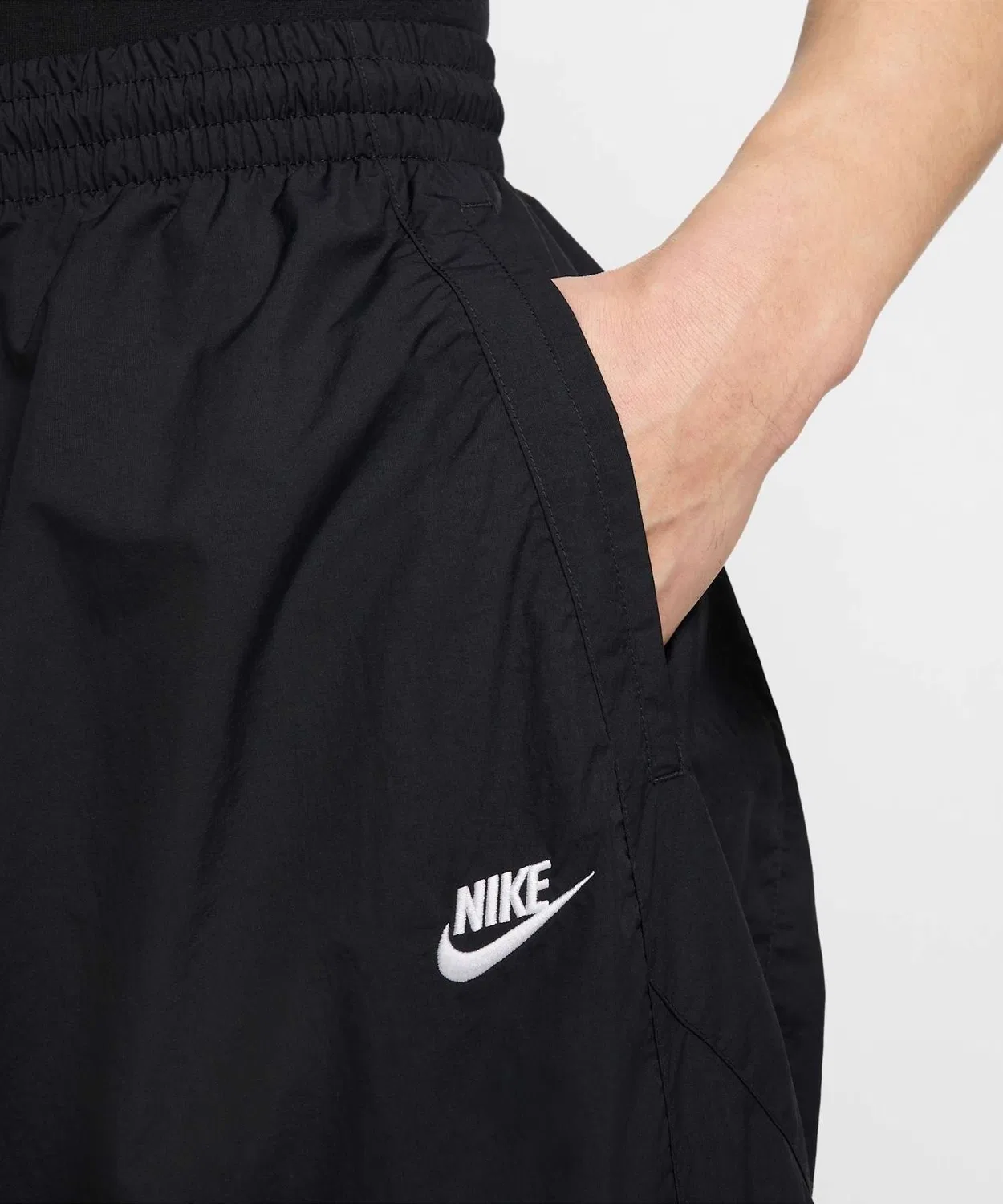 Мужские спортивные штаны оверсайз из нейлона Nike Club, Black — фото 4