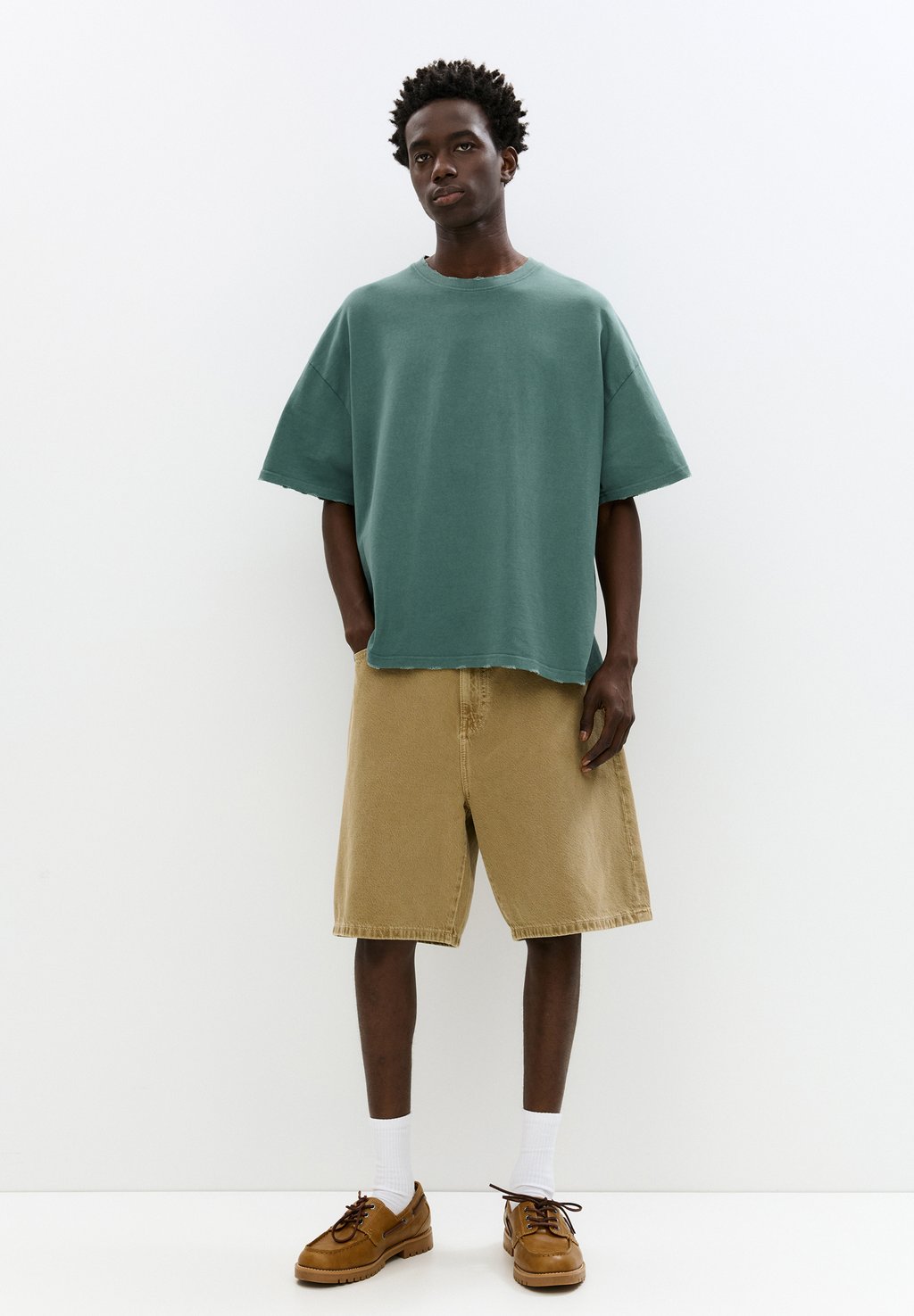 

Базовая футболка PULL&BEAR, зеленый