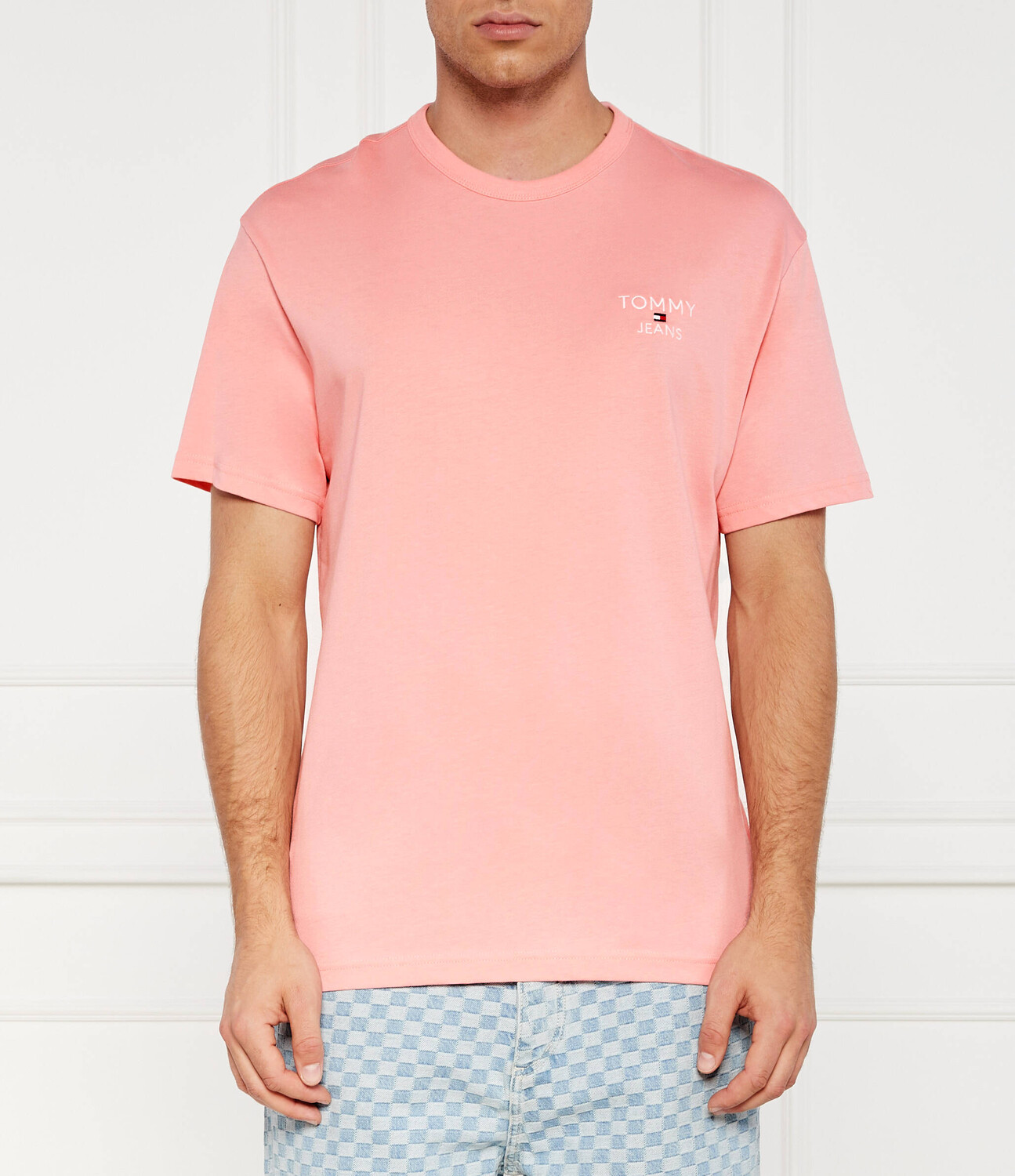 

Футболка Tommy Jeans Regular Fit, роза