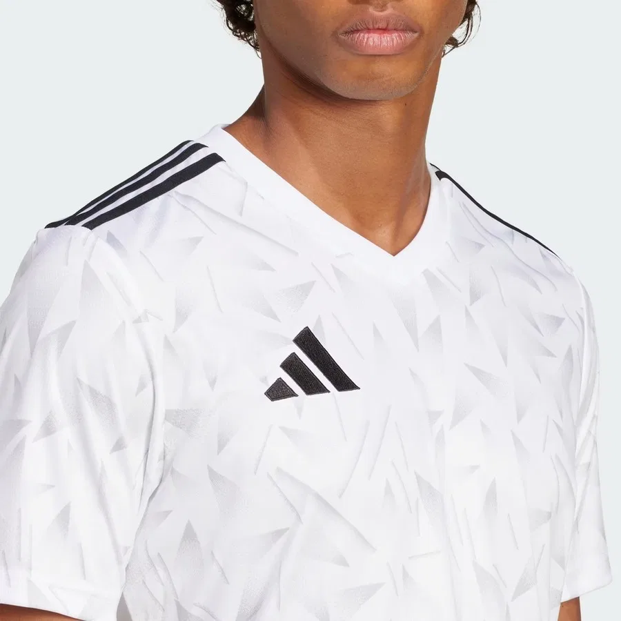 Футболка спортивная с V-образным вырезом Team Icon 25 adidas, Белый — фото 3