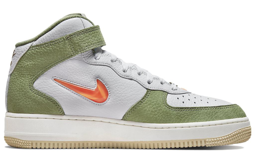 Кроссовки Nike Air Force 1 Mid QS Jewel, белый/зеленый — фото 2