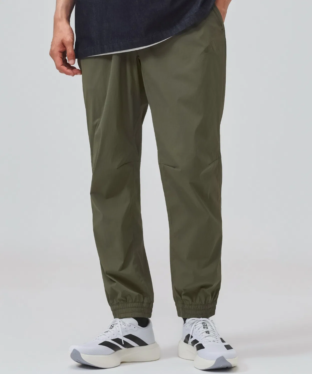 Мужские повседневные брюки с tapered кроем M COOL RE Commuter Adidas, Olive