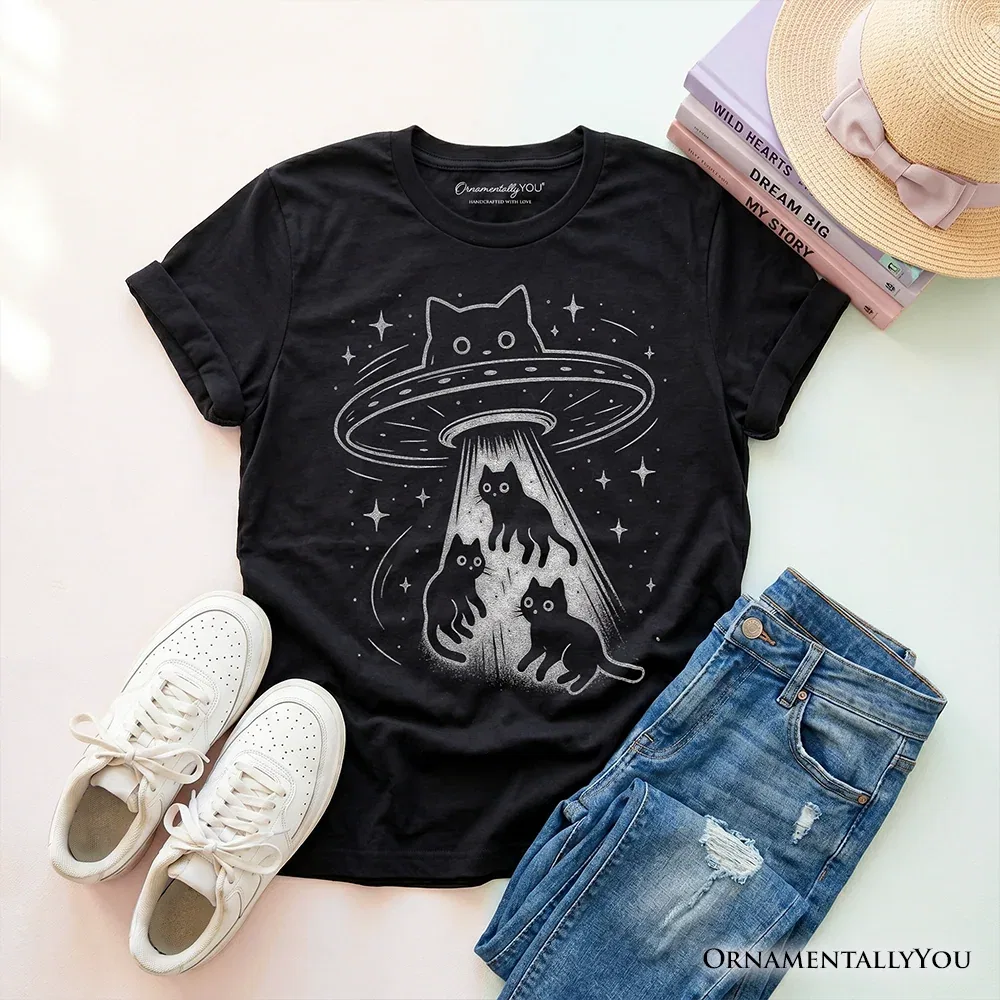 Детская футболка с принтом Cosmic Cat and Alien OrnamentallyYou, черный