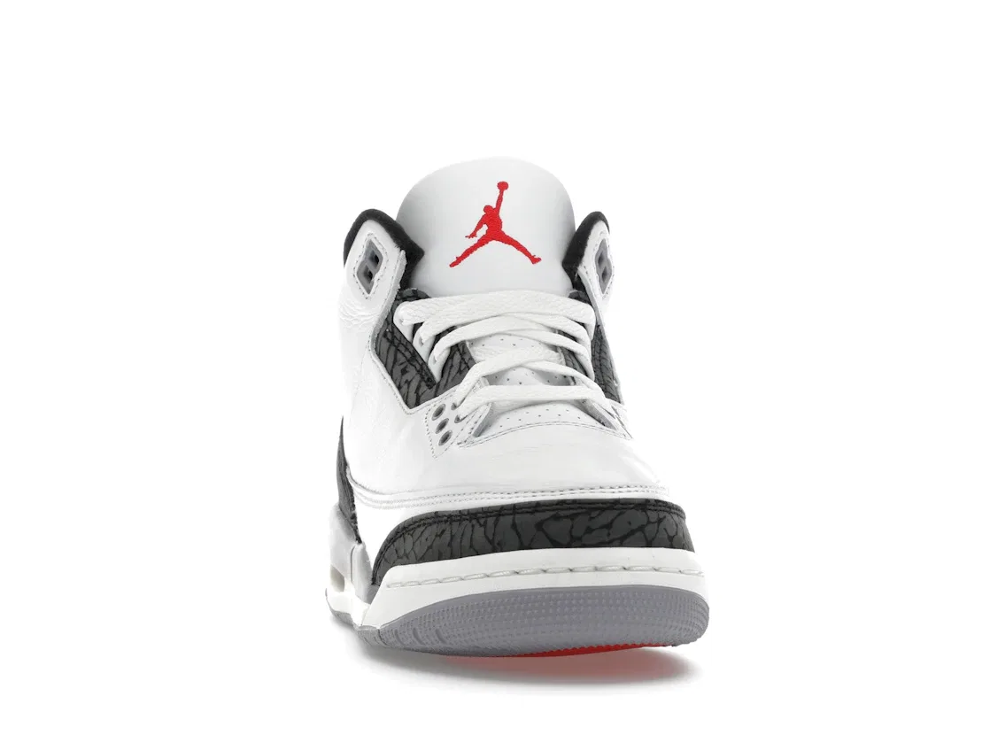 Детские кроссовки с перфорацией Jordan 3 Retro, Summit White/Fire Red/Cement Grey/Black — фото 2