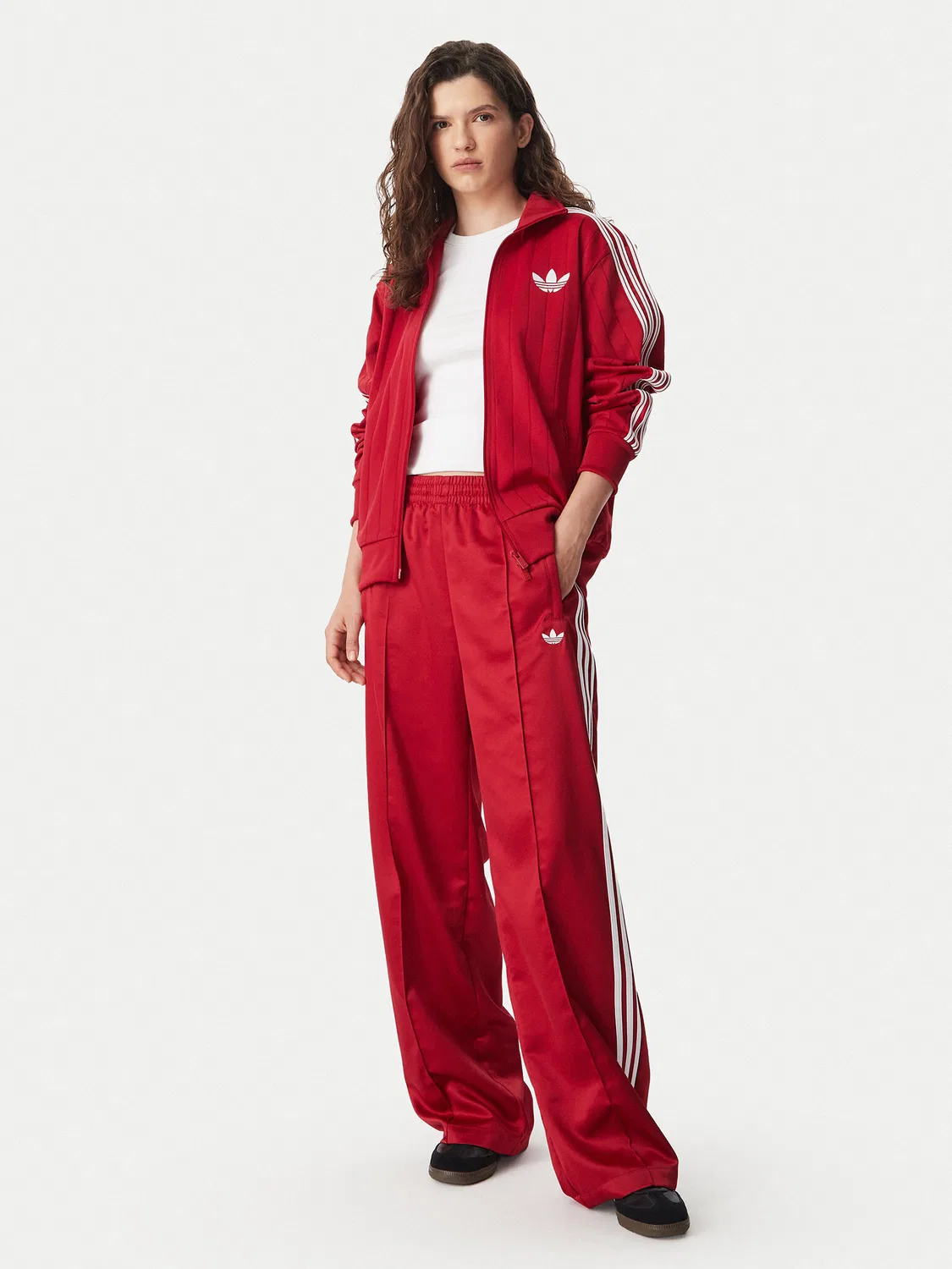 Женские спортивные брюки свободного кроя Satin Sst Loose Trackpant Adidas, красный — фото 2