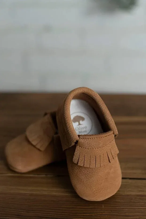 Детские пинетки для новорожденных с бахромой Olivo Mini, Brown — фото 4