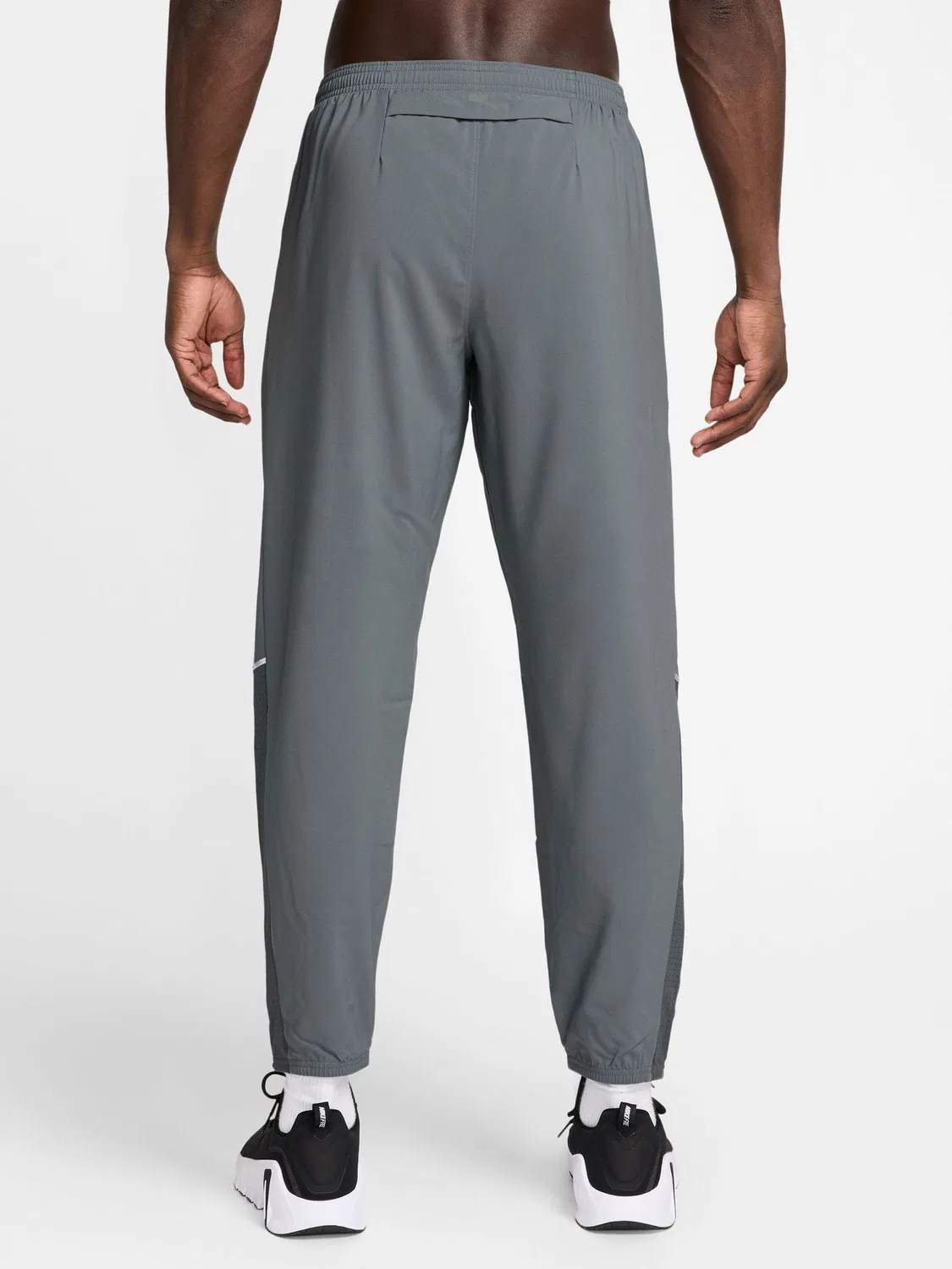 Беговые джоггеры Nike дымчато-серого цвета Miler Dri-FIT — фото 2