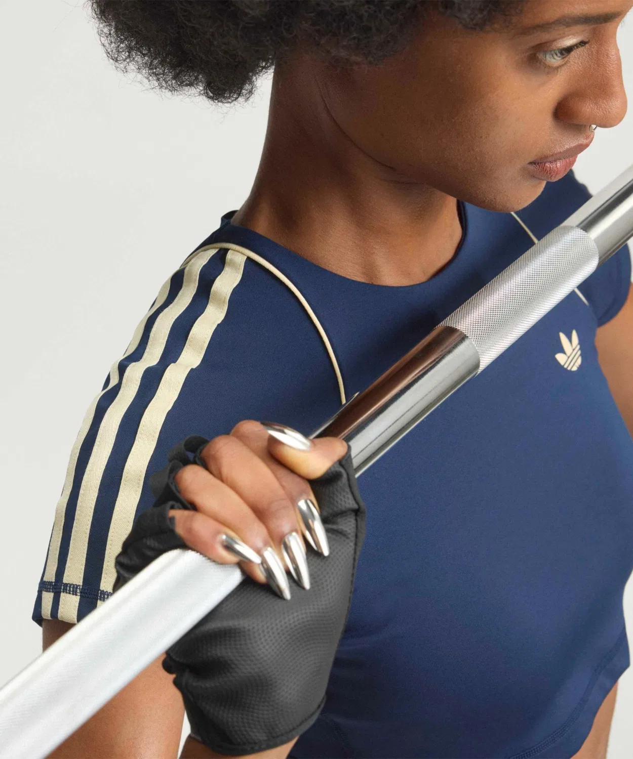 Женская футболка-бра с коротким рукавом, с принтом Adidas OG Sport SST Adidas, Navy — фото 4