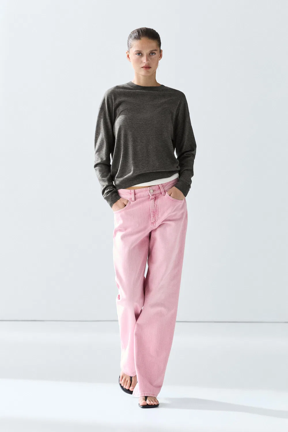 Свитер Massimo Dutti, вязаный, круглый вырез, темно-серый