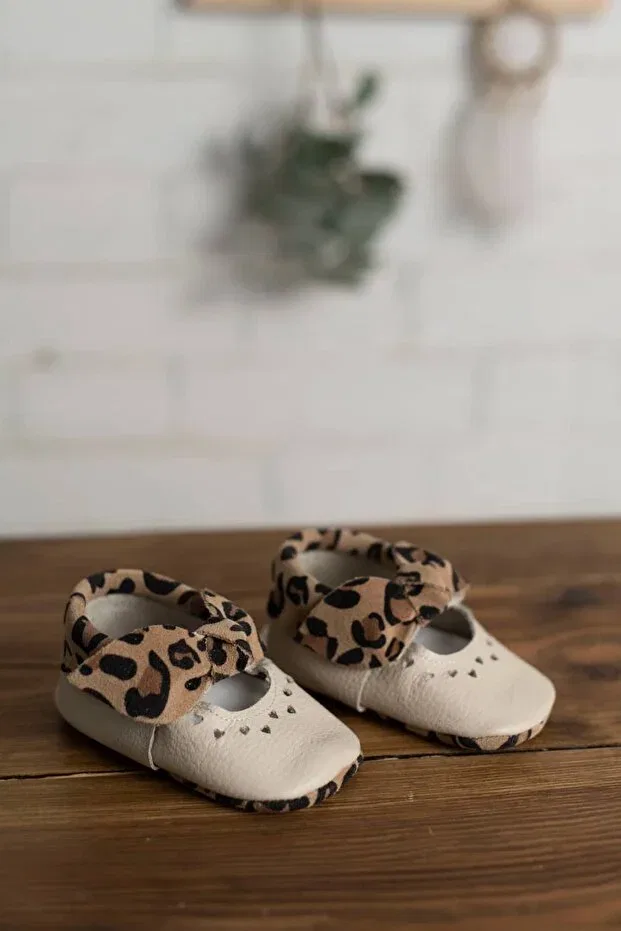 Детские туфли для девочек с леопардовым принтом Olivo Mini, Beige — фото 4