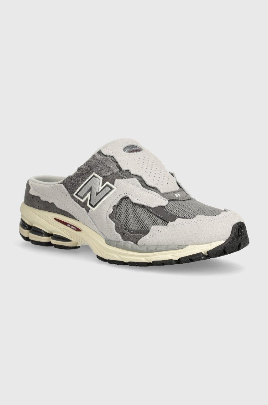 

Кроссовки New Balance M2002NA, серый
