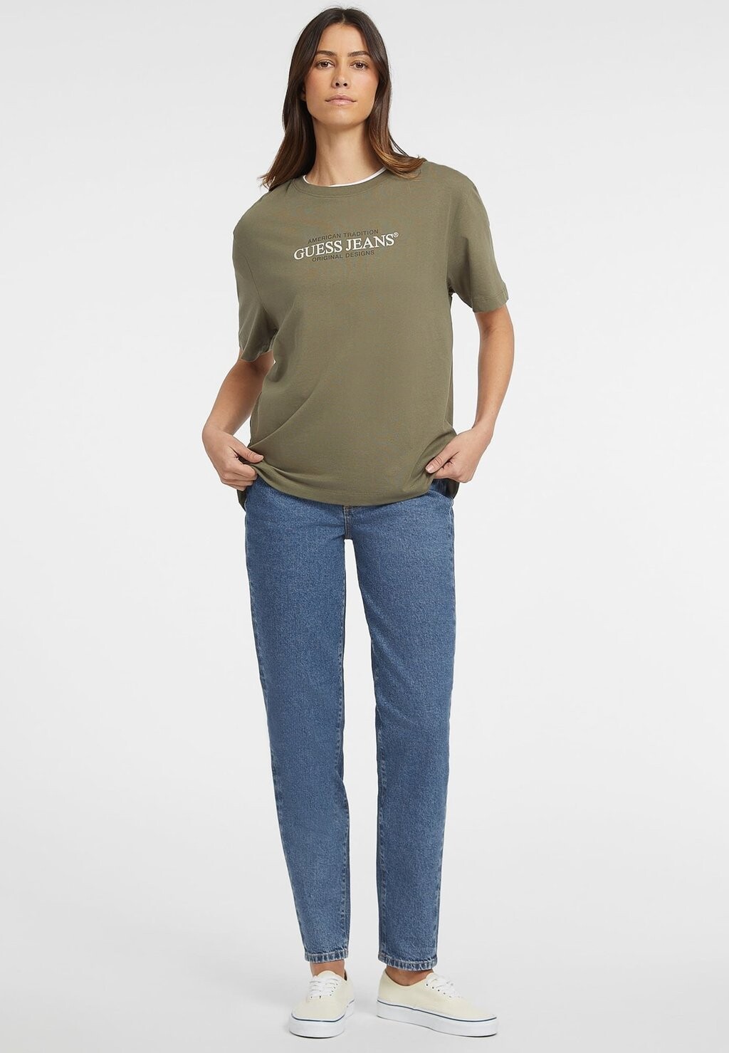 

Принт на футболке SS CN OS AMERICAN TR TEE Guess Jeans, оливковый