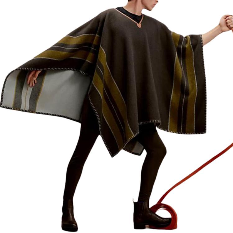 

HERMES Cloaks Мужская Светло-серая Moderate