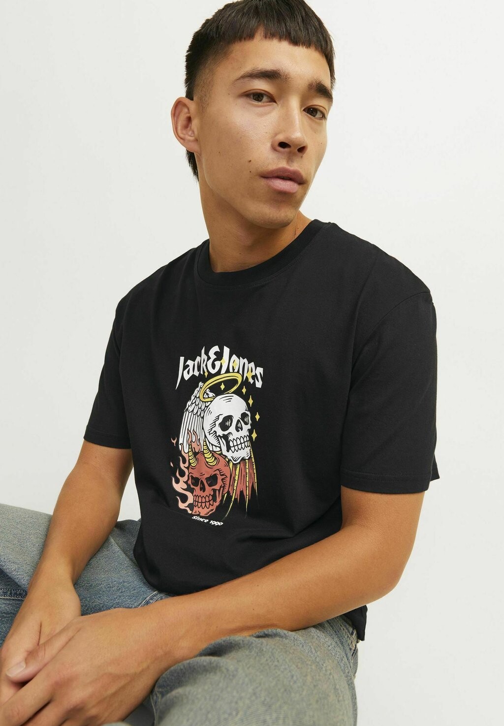 

Футболки с принтом RUNDHALS Jack & Jones, черный