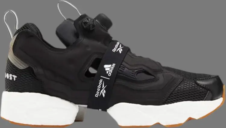 

Кроссовки instapump fury x boost 'black gum' Reebok, черный