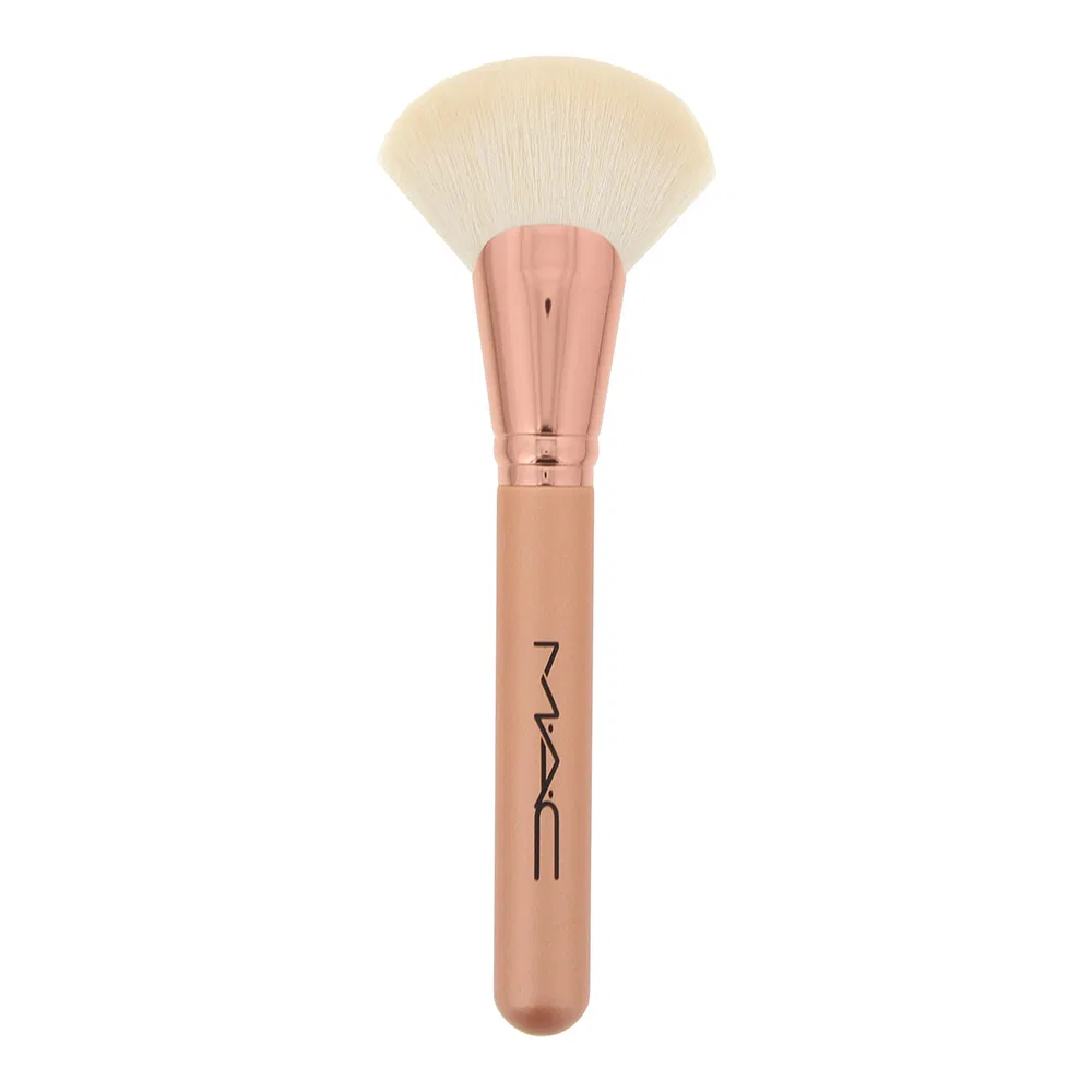 Кисть для макияжа Bronze Fan Brush MAC, 143S