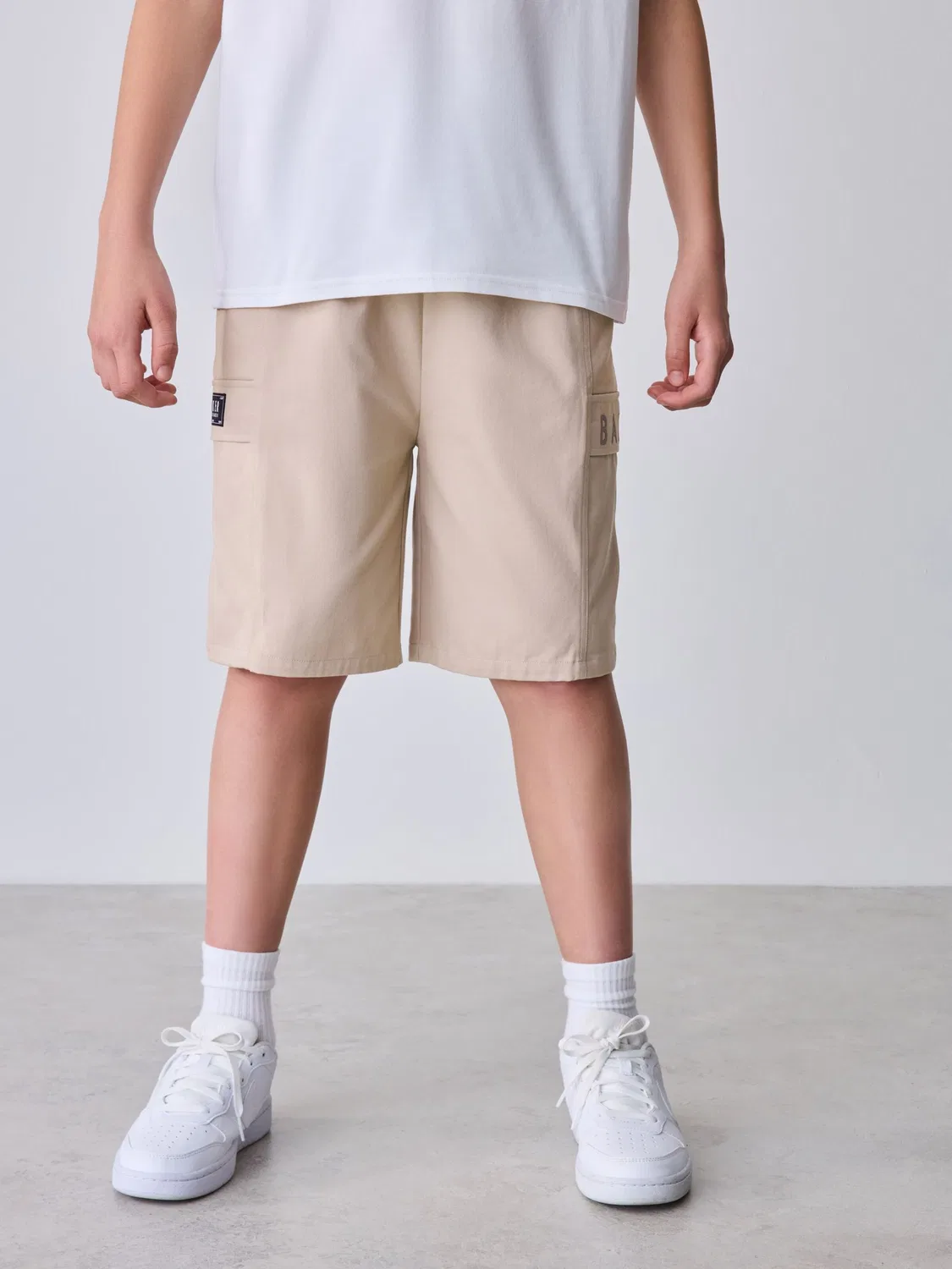 Шорты Baker by Ted Baker Regular Pants in Stone — фото 3