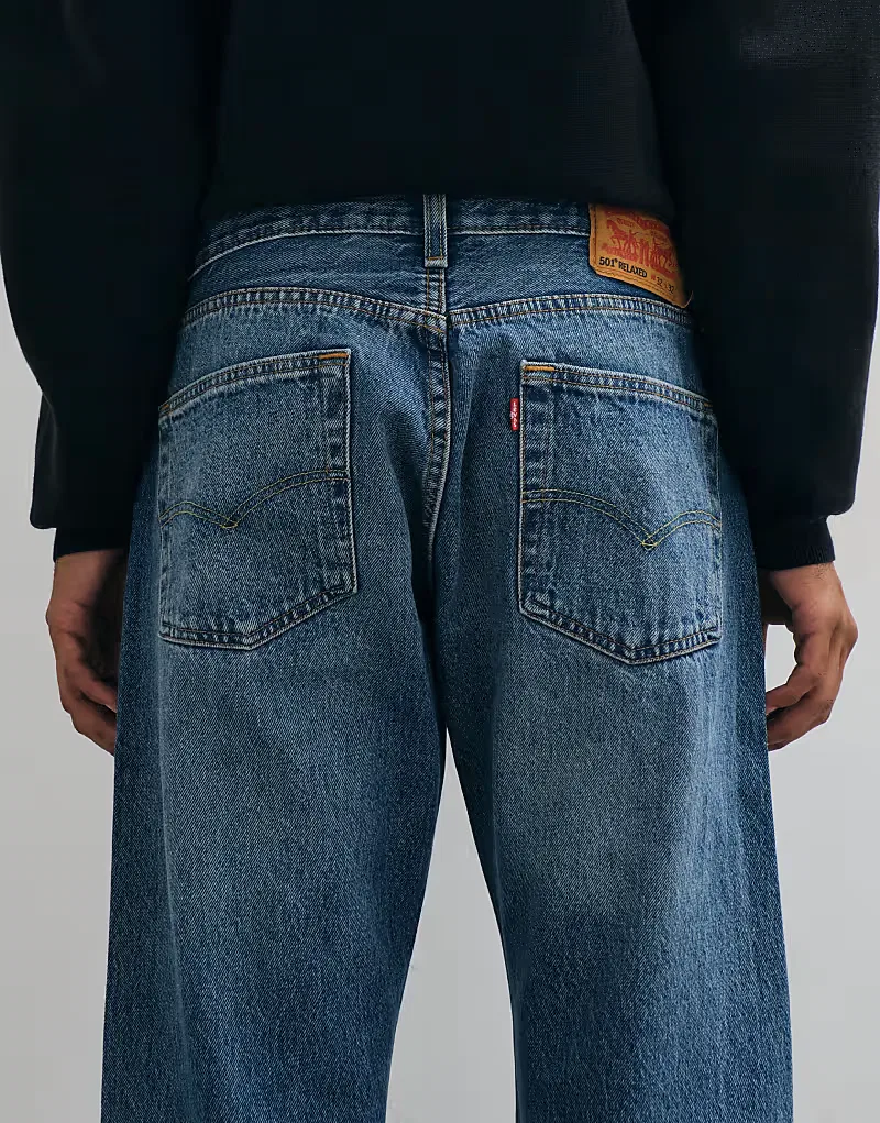 Джинсы Levi's 501 свободного кроя, средне-синий — фото 4