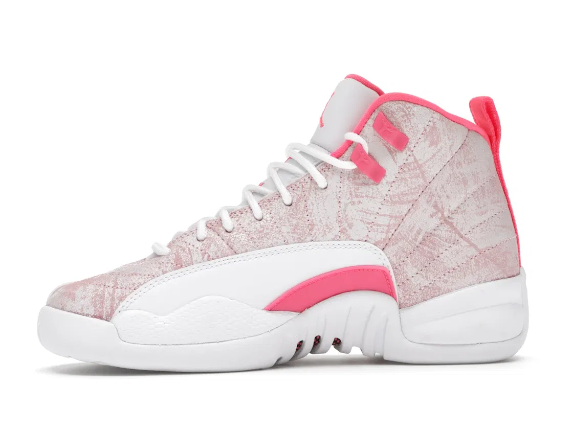 Детские кроссовки Lifestyle с замшевым верхом Jordan 12 Retro Jordan, White/Arctic Punch-Hyper Pink — фото 3