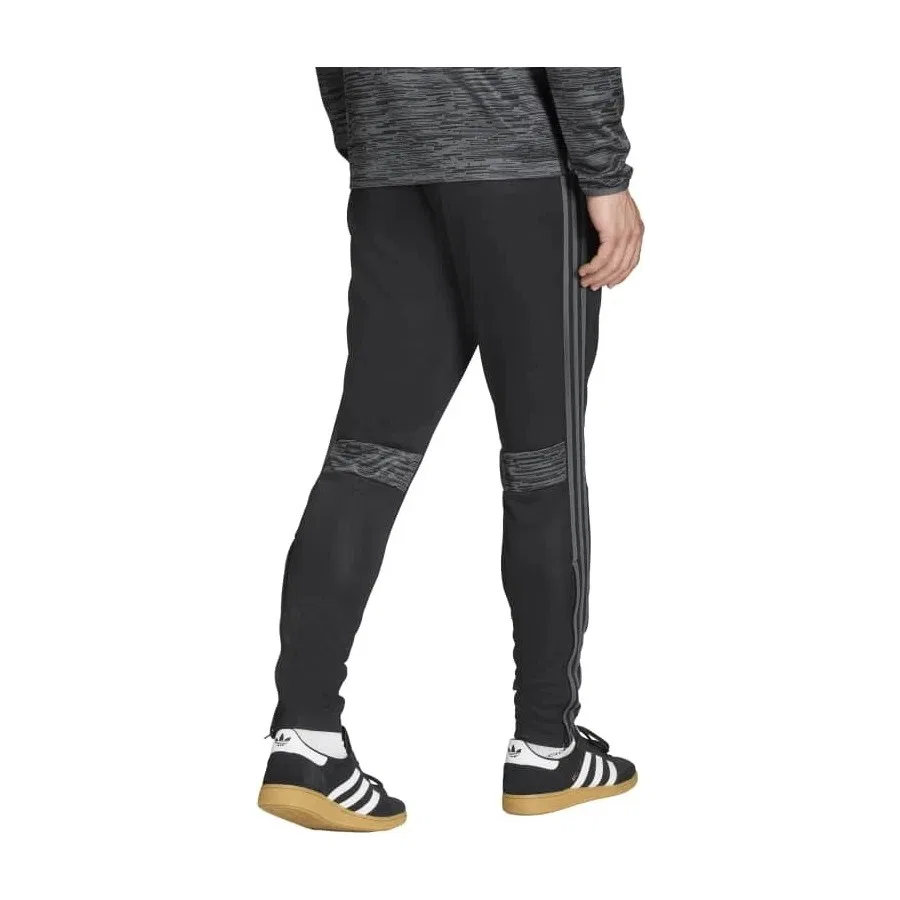 Спортивные штаны с технологией Aeroready, модель Tiro Es Pnt, adidas, Черный — фото 3